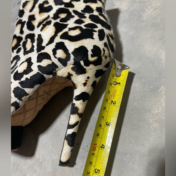 L.A.M.B. Cheetah print pony hair platform ankle boots Size 9 - Picture 9 of 11